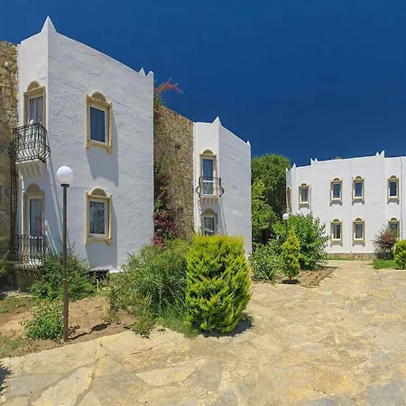 Kassandra ホテル 2*